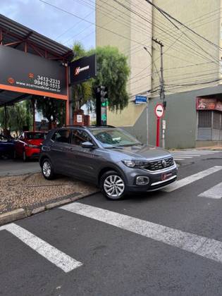 VOLKSWAGEN T-CROSS 1.0 200 TSI TOTAL FLEX COMFORTLINE AUTOMÁTICO
